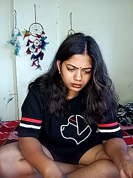 Snapshot of Alisspet chatting on April 2026 08:32:01 AM Alisspet online show from April 2026 08:32:01 AM