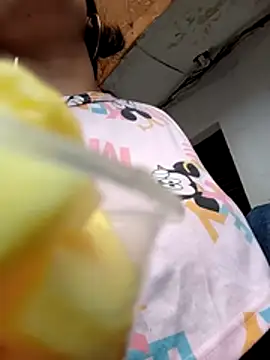 Snapshot of JohanitaRex2 chatting on April 2026 07:19:02 PM JohanitaRex2 online show from April 2026 07:19:02 PM