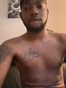 blackdiesel0 online show from April 2026 01:35:01 PM