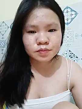 Seraphinahh online show from May 2026 04:27:02 PM