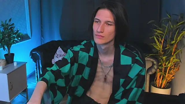 Snapshot of Klaude_Jam chatting on April 2026 06:24:02 PM Klaude Jam online show from April 2026 06:24:02 PM