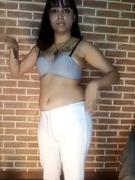 jellyyynspicyyy online show from May 2026 06:03:01 PM