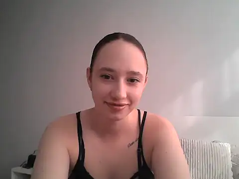 DarkMirel online show from April 2026 01:57:02 PM