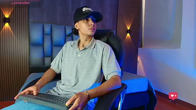 mohamed malik online show from May 2026 01:51:02 PM