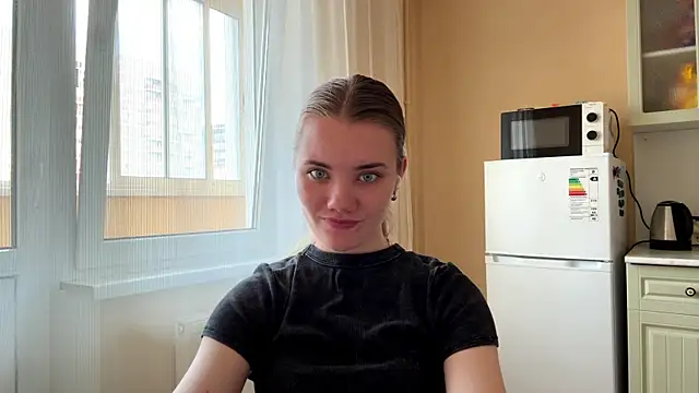 Snapshot of doana_bebriti chatting on May 2026 11:29:02 AM doana bebriti online show from May 2026 11:29:02 AM
