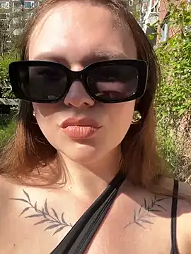 SweetLikaaa online show from April 2026 02:30:01 PM