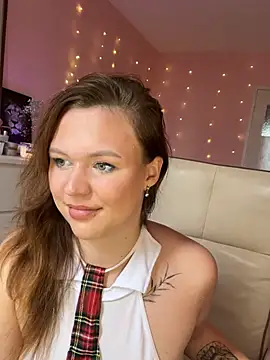 SweetLikaaa online show from June 2026 03:21:02 PM