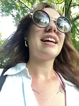 SweetLikaaa online show from June 2026 06:49:01 PM