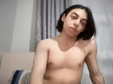 turkishtwunk online show from April 2026 09:31:01 PM