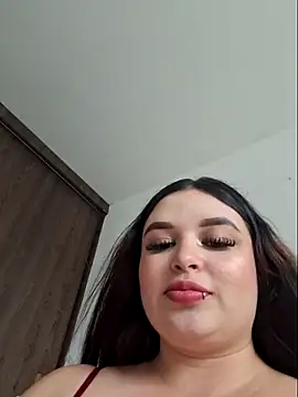 Nicolevega1 online show from May 2026 07:43:01 PM