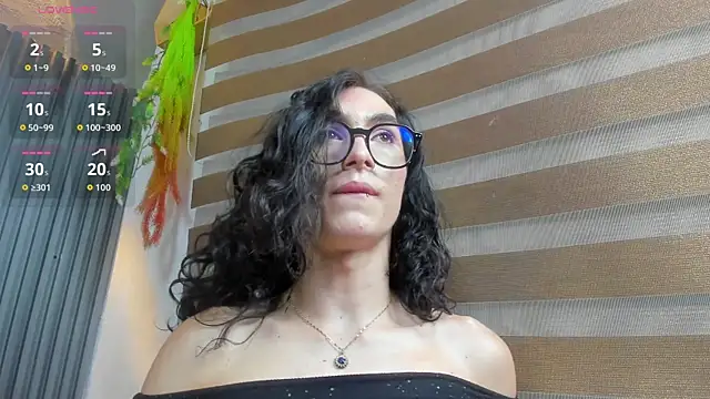 Snapshot of Shammy_rosse chatting on June 2026 08:07:01 PM Shammy rosse online show from June 2026 08:07:01 PM