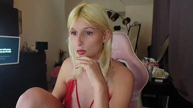 Snapshot of barbiplaymate chatting on February 2026 06:13:01 PM barbiplaymate online show from February 2026 06:13:01 PM