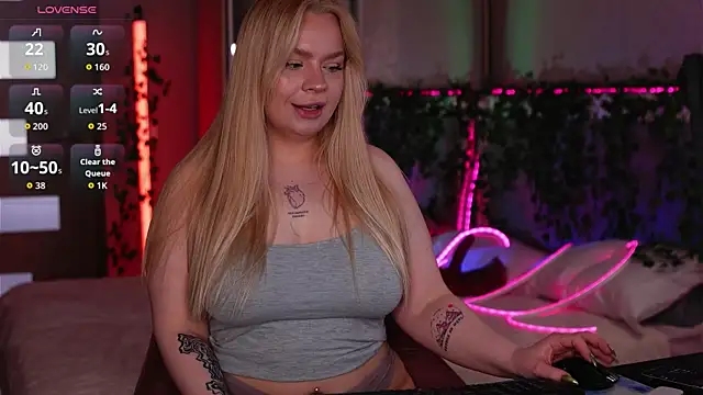 LisaLove3 online show from May 2026 08:08:02 AM