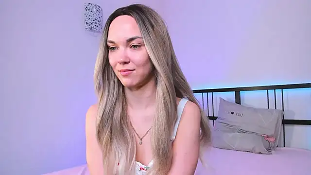 Flora Ambeers online show from May 2026 06:31:02 AM