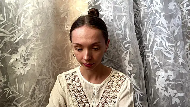 AdriannaBill online show from July 2026 04:10:02 PM