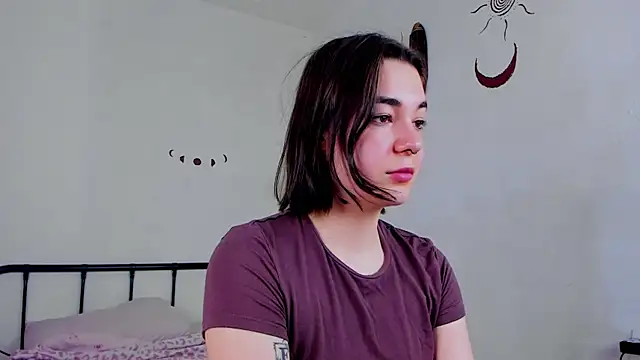 LiyaFly online show from May 2026 04:10:01 AM