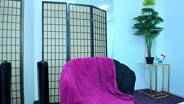 MissVelouraX online show from June 2026 04:56:01 AM