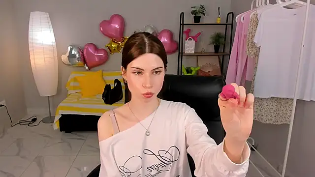 Snapshot of Umia_Bordered chatting on April 2026 11:44:02 AM Umia Bordered online show from April 2026 11:44:02 AM