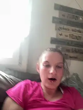 Snapshot of Lisa-Meier chatting on April 2026 03:46:02 PM Lisa-Meier online show from April 2026 03:46:02 PM