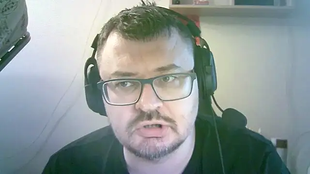 FantastickBombastick online show from May 2026 06:15:02 PM