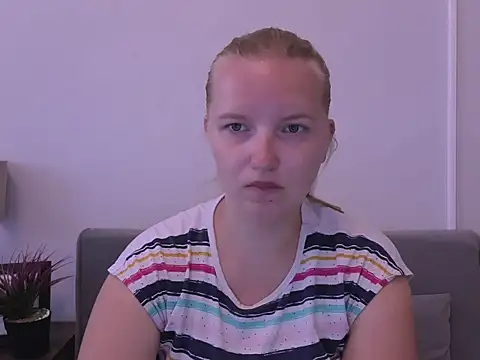 RoseTeacherX online show from June 2026 07:20:01 AM