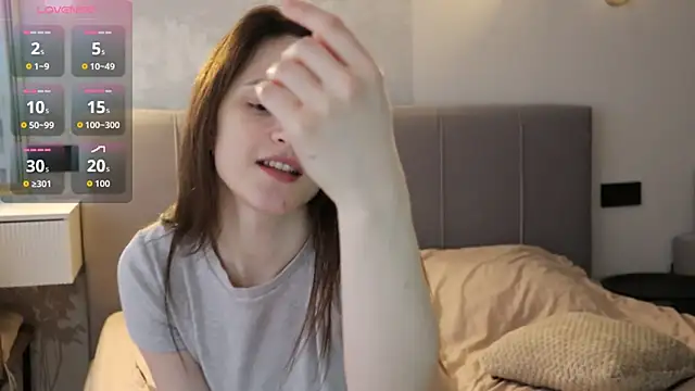 ellyellow online show from April 2026 08:02:02 AM