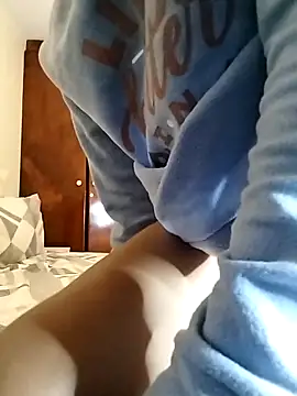 Slender012 online show from May 2026 11:36:01 PM