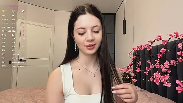 Snapshot of Rose_Retslav chatting on April 2026 06:20:02 AM Rose Retslav online show from April 2026 06:20:02 AM