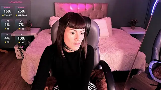 Snapshot of Kim_Jeins666_ chatting on May 2026 01:06:01 PM Kim Jeins666 online show from May 2026 01:06:01 PM