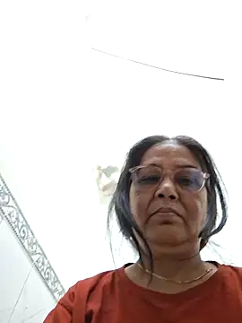 Shalini3456 online show from April 2026 07:45:02 PM