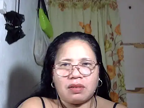 HottyCurlyPeanut online show from June 2026 01:21:02 PM