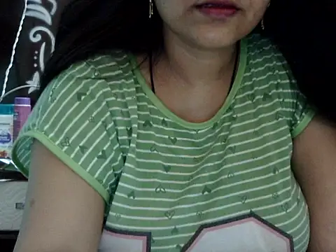 Snapshot of Sexy_Mahekk chatting on May 2026 05:19:01 PM Sexy Mahekk online show from May 2026 05:19:01 PM