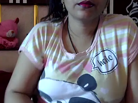 Snapshot of Sexy_Mahekk chatting on June 2026 11:01:01 AM Sexy Mahekk online show from June 2026 11:01:01 AM