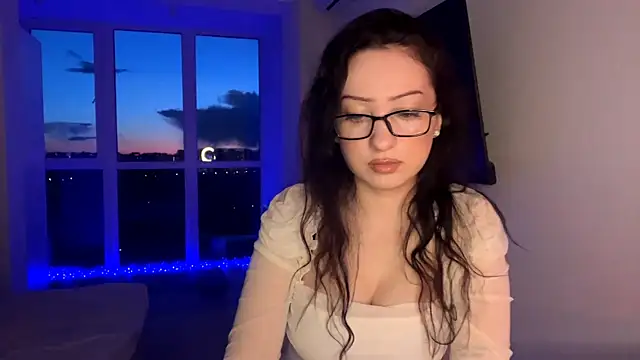 Meow Alika online show from April 2026 05:18:01 PM