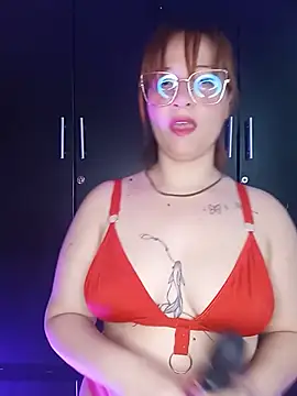 Snapshot of Curves_Nina chatting on July 2026 03:18:02 PM Curves Nina online show from July 2026 03:18:02 PM
