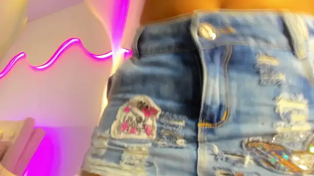 VenusBlazzer online show from April 2026 02:07:02 PM