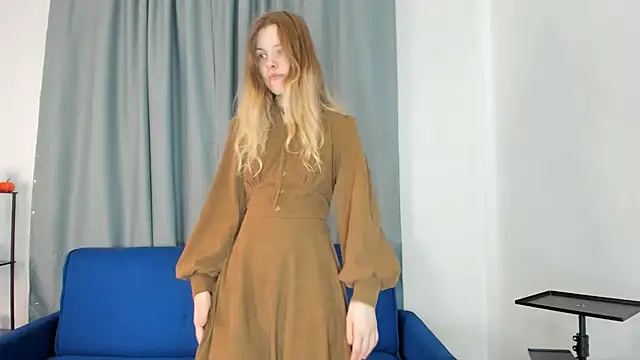 Glitch Doll online show from April 2026 05:18:02 AM