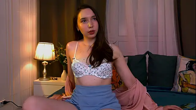 Suzaneey online show from July 2026 10:47:02 PM
