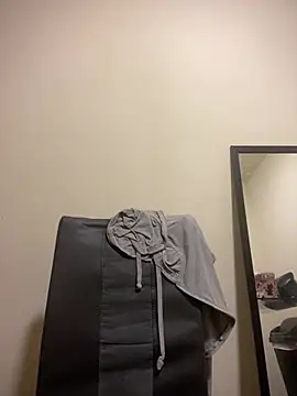 Snapshot of snowbunnycakesxo chatting on April 2026 05:08:02 AM snowbunnycakesxo online show from April 2026 05:08:02 AM