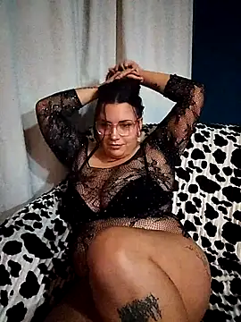 DulceLaraOk online show from April 2026 12:23:01 AM