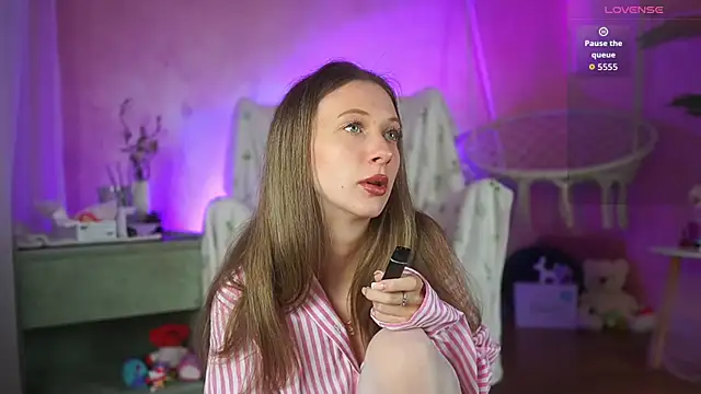 AlexiaPink online show from April 2026 04:04:01 AM