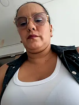 Samanta-42 online show from May 2026 01:40:01 PM
