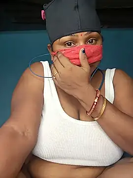 Snapshot of Hotty-Kobita-Vabi chatting on June 2026 09:43:02 PM Hotty-Kobita-Vabi online show from June 2026 09:43:02 PM