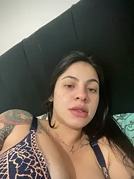 Snapshot of Livia-cortez chatting on May 2026 01:43:02 PM Livia-cortez online show from May 2026 01:43:02 PM