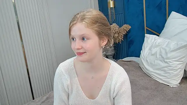 Snapshot of LilianHowards chatting on June 2026 10:28:02 AM LilianHowards online show from June 2026 10:28:02 AM