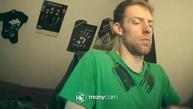 Snapshot of Milkyman7 chatting on March 2025 09:34:01 PM Milkyman7 online show from March 2025 09:34:01 PM