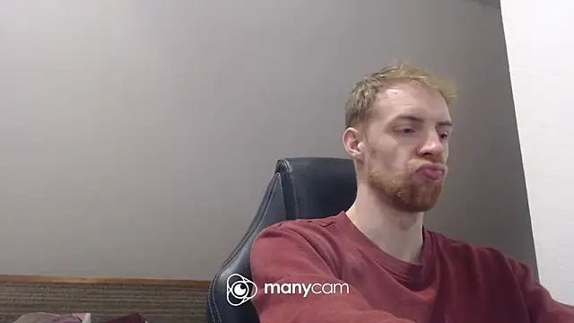 Snapshot of Milkyman7 chatting on November 2025 09:57:02 PM Milkyman7 online show from November 2025 09:57:02 PM