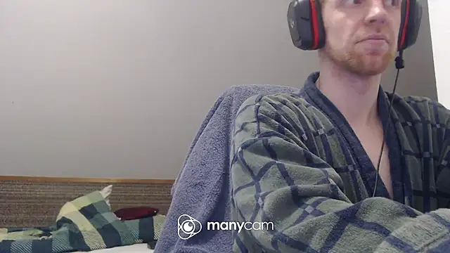 Snapshot of Milkyman7 chatting on February 2026 08:32:01 PM Milkyman7 online show from February 2026 08:32:01 PM