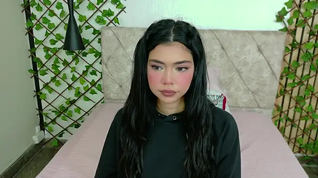 Nathy Pelaez online show from May 2026 07:54:01 PM