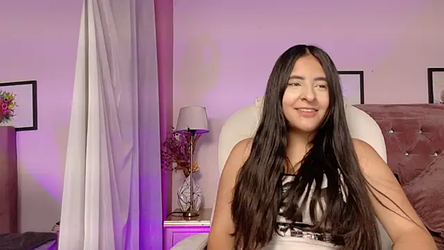 Snapshot of Maggiee_1 chatting on June 2026 07:29:01 PM Maggiee 1 online show from June 2026 07:29:01 PM
